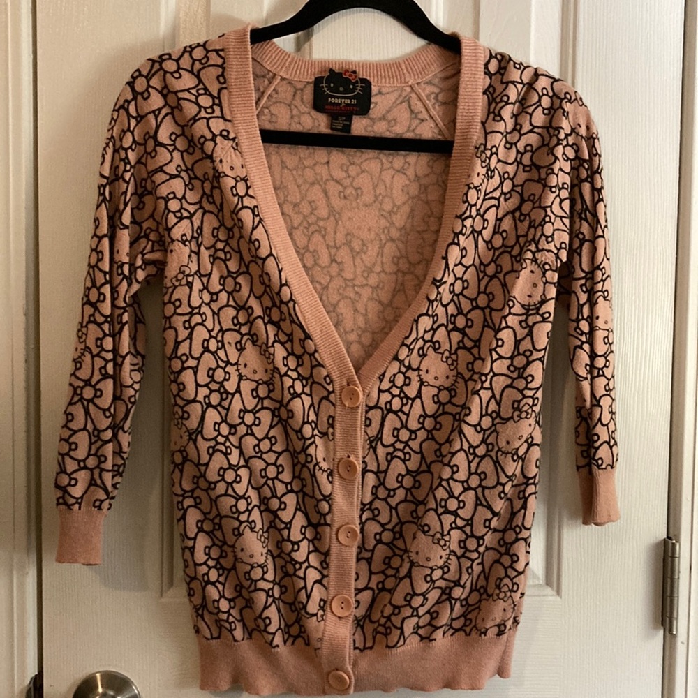 Hello Kitty 3/4 Sleeve Button-up Cardigan